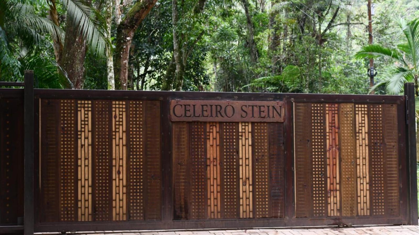 Celeiro Stein *